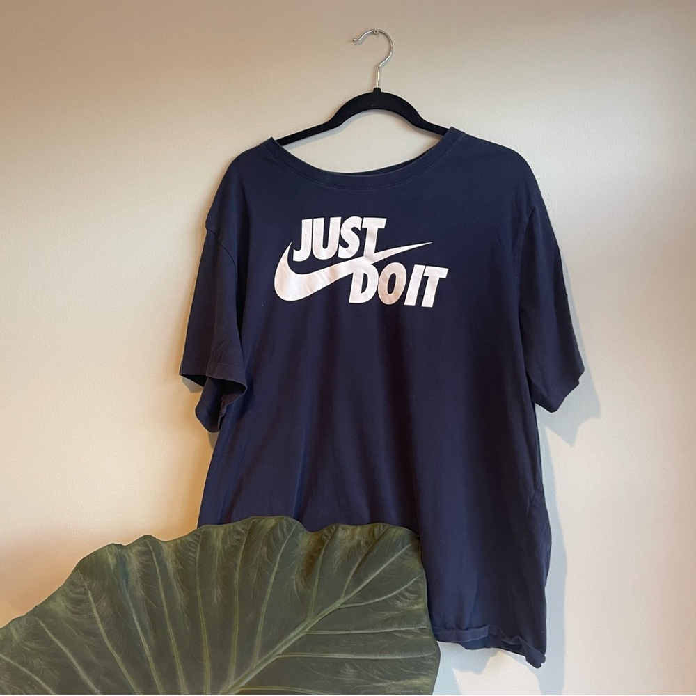 Nike Navy Blue TShirt (XXL)